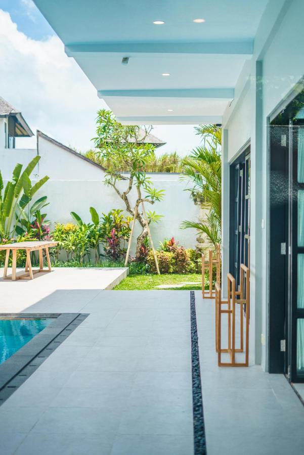 Villa Okenada - Modern 5-Bedroom Pool Villa In Berawa! ชังกู ภายนอก รูปภาพ