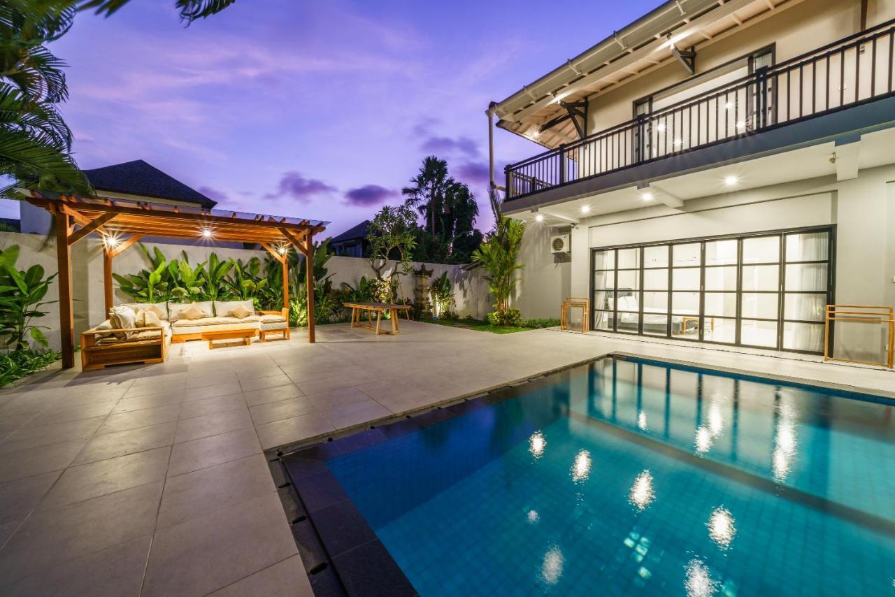 Villa Okenada - Modern 5-Bedroom Pool Villa In Berawa! ชังกู ภายนอก รูปภาพ