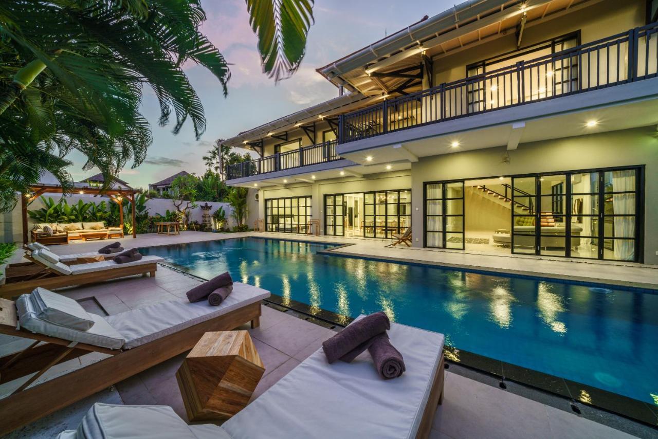 Villa Okenada - Modern 5-Bedroom Pool Villa In Berawa! ชังกู ภายนอก รูปภาพ