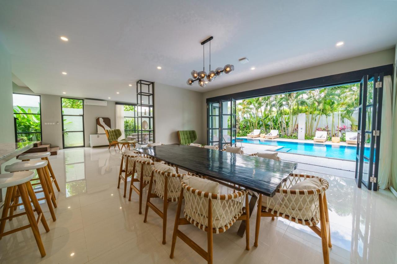 Villa Okenada - Modern 5-Bedroom Pool Villa In Berawa! ชังกู ภายนอก รูปภาพ
