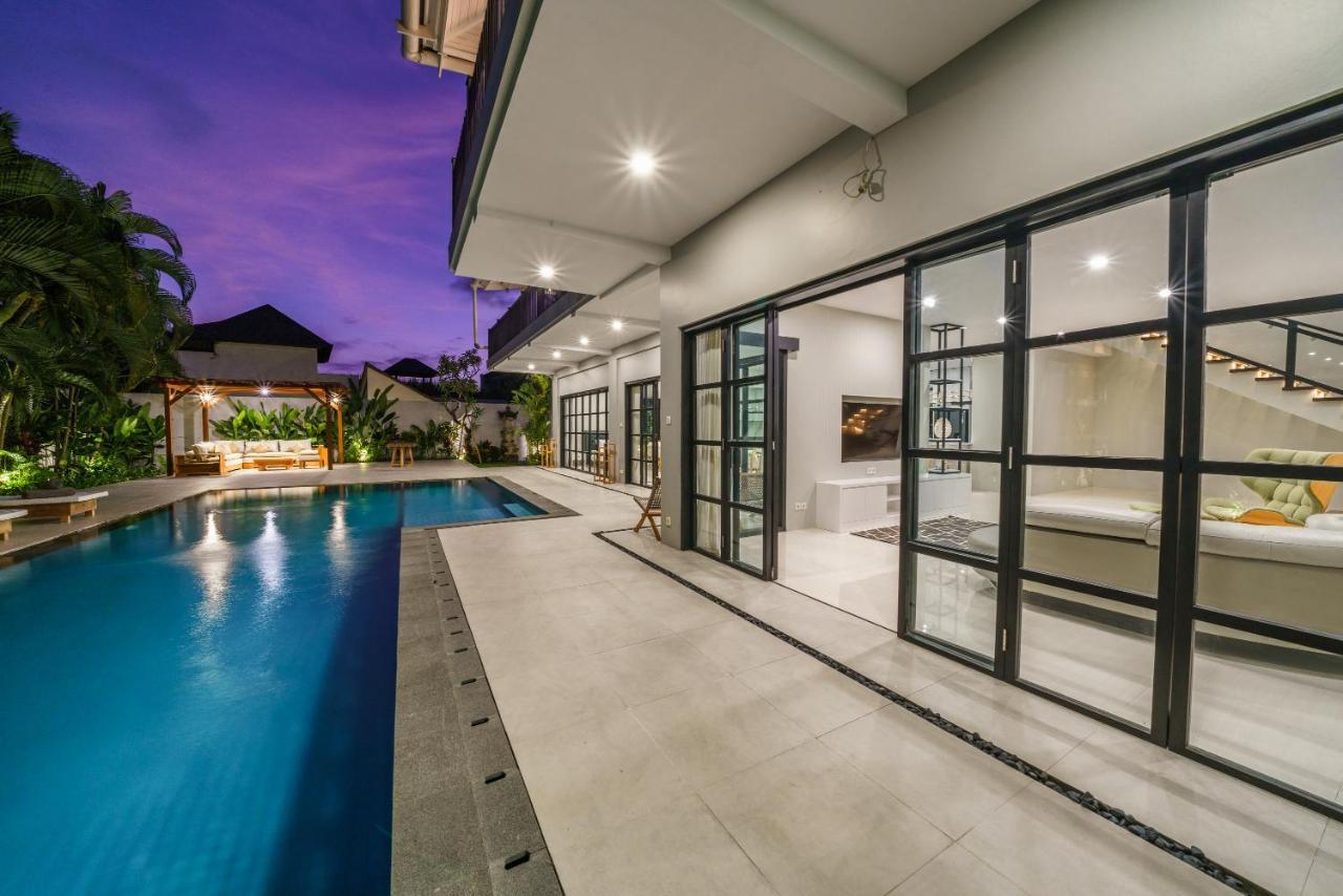 Villa Okenada - Modern 5-Bedroom Pool Villa In Berawa! ชังกู ภายนอก รูปภาพ