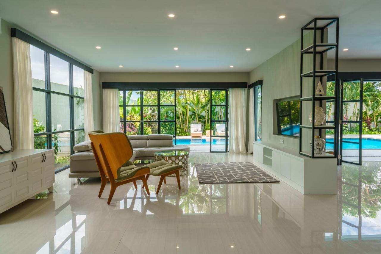Villa Okenada - Modern 5-Bedroom Pool Villa In Berawa! ชังกู ภายนอก รูปภาพ
